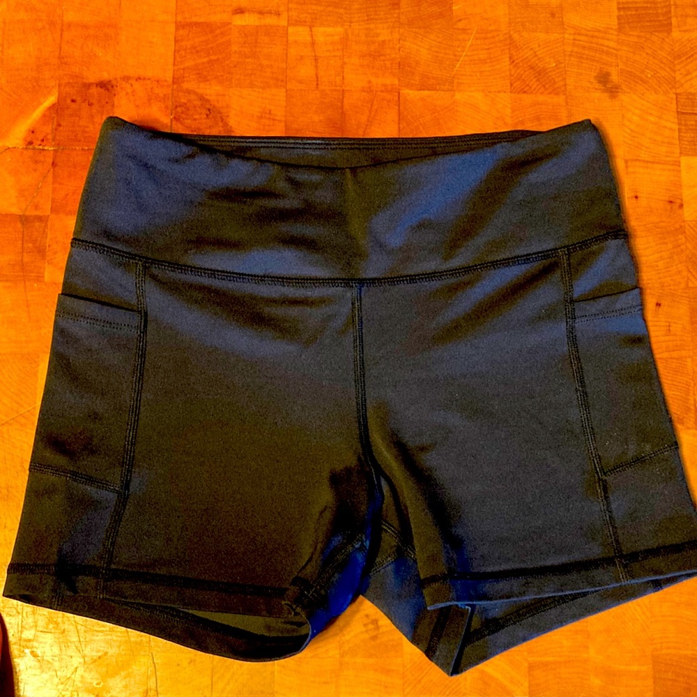 Light N Tight Pocket Hustle Shorts